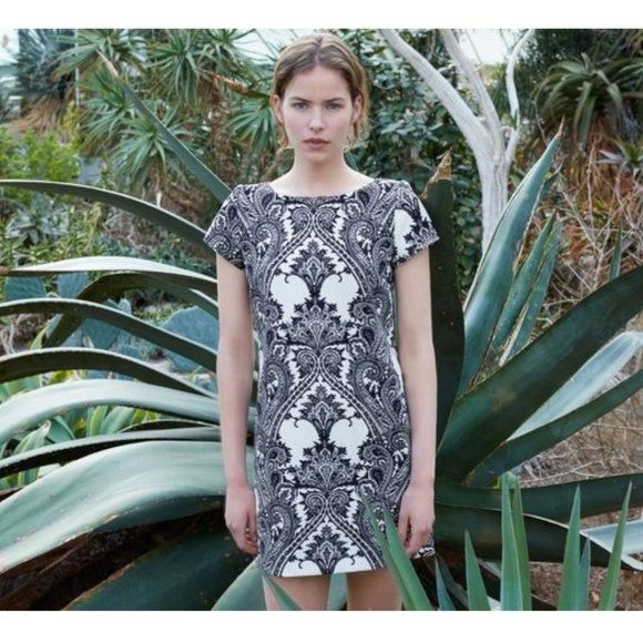 ZARA Woman Medium Paisley Print Shift Dress Black/White Short Sleeve Mini - Picture 1 of 9